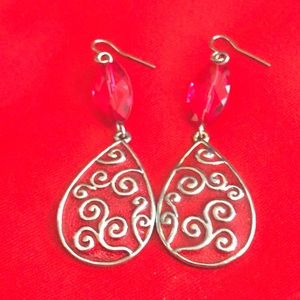 ❤️❤️Gold Scroll Enamel Red Earrings❤️❤️
